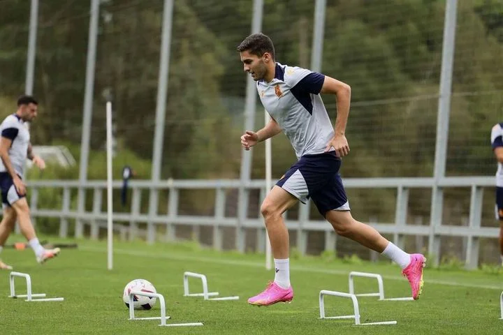 «Динамо» отправило все документы для заявки Арсена Захаряна за «Реал Сосьедад»