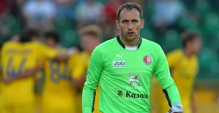 Экс-голкипер «Рубина» Рыжиков на один матч станет тренером «Ак Барса» Экс-голкипер «Рубина» Рыжиков на один матч станет тренером «Ак Барса»