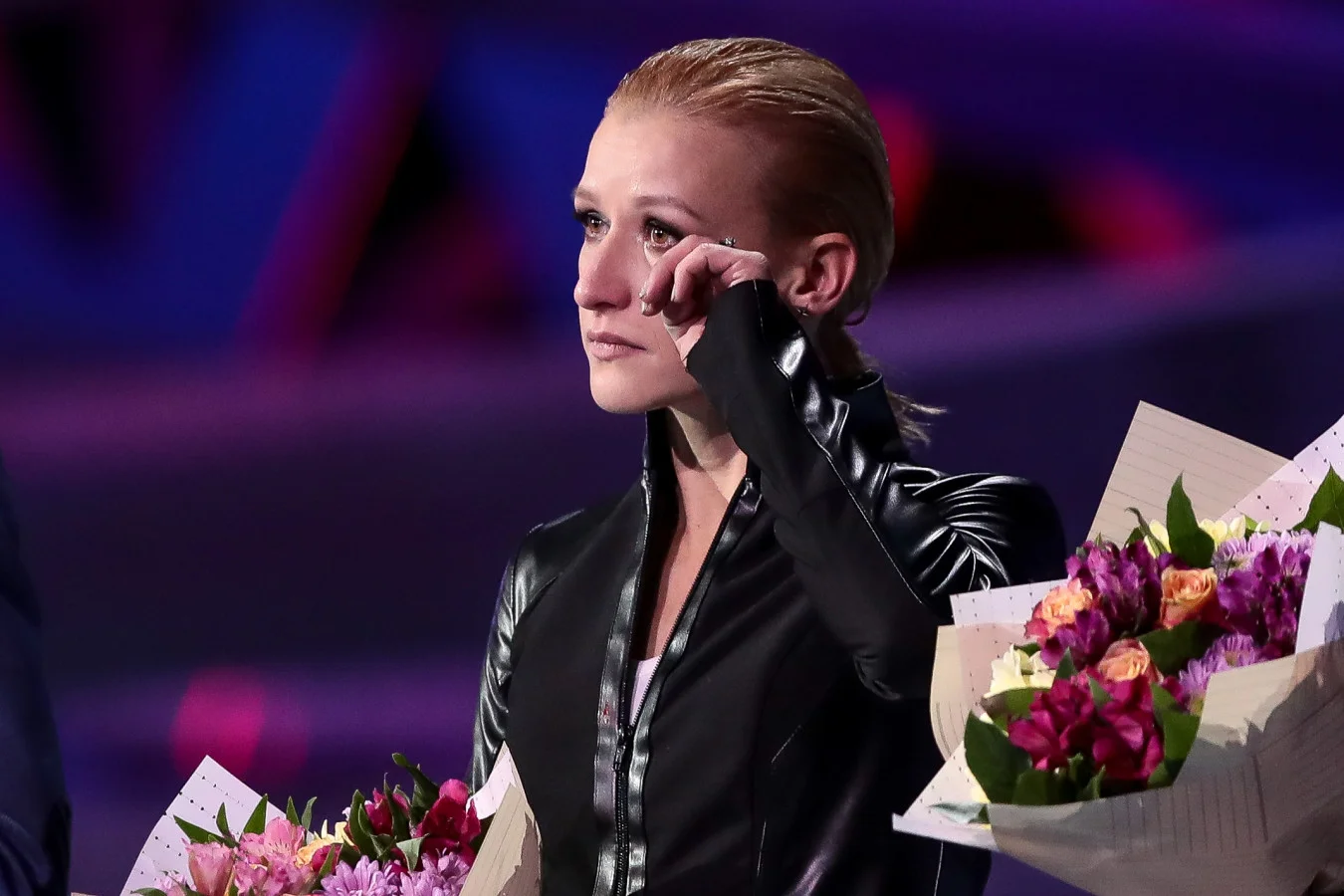 Российско-украинская фигуристка Волосожар высказалась о войне в Донбассе Российско-украинская фигуристка Волосожар высказалась о войне в Донбассе