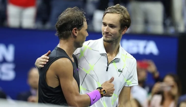 Медведев может сыграть с Надалем в полуфинале турнира в Индиан-Уэллсе Медведев может сыграть с Надалем в полуфинале турнира в Индиан-Уэллсе