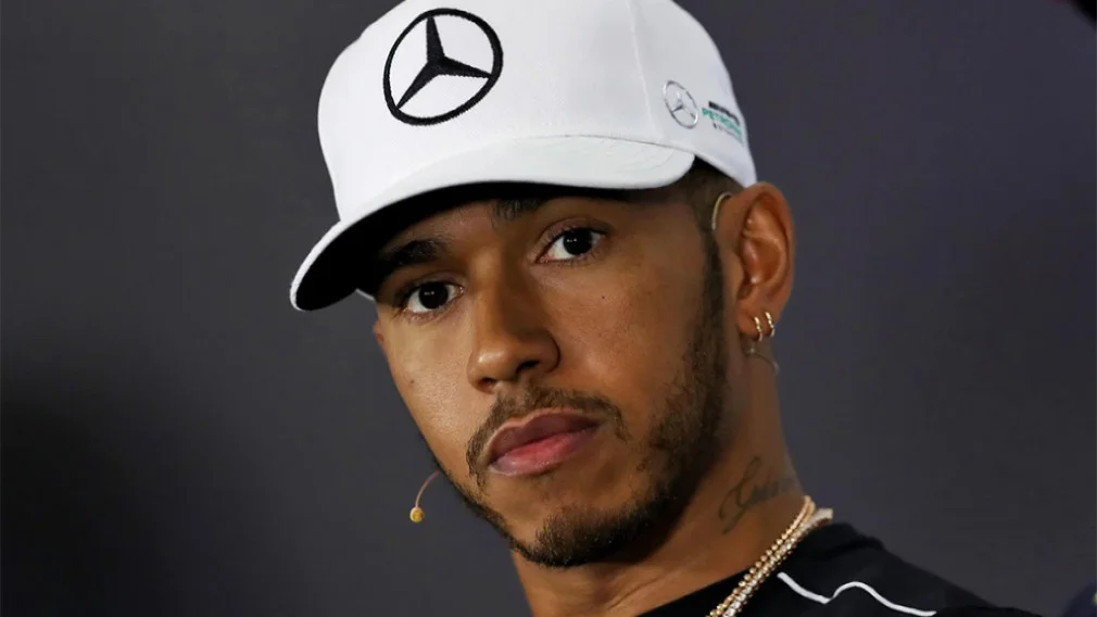 Хэмилтон о пятом месте в квалификации Гран-при Мельбурна: «По сравнению со вчерашним днем и последней гонкой для нас это победа»