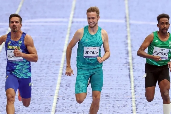 Российский легкоатлет Андрей Вдовин завоевал золото Паралимпиады-2024 на дистанции 400 м Российский легкоатлет Андрей Вдовин завоевал золото Паралимпиады-2024 на дистанции 400 м