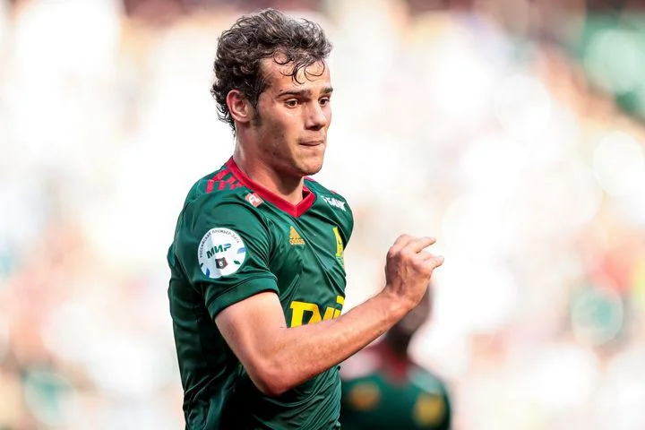 Артём Карпукас: «Скажу сейчас, что «Локомотив» станет чемпионом, но это не будет ничего значить. Не хочется разбрасываться звонкими лозунгами» Артём Карпукас: «Скажу сейчас, что «Локомотив» станет чемпионом, но это не будет ничего значить. Не хочется разбрасываться звонкими лозунгами»