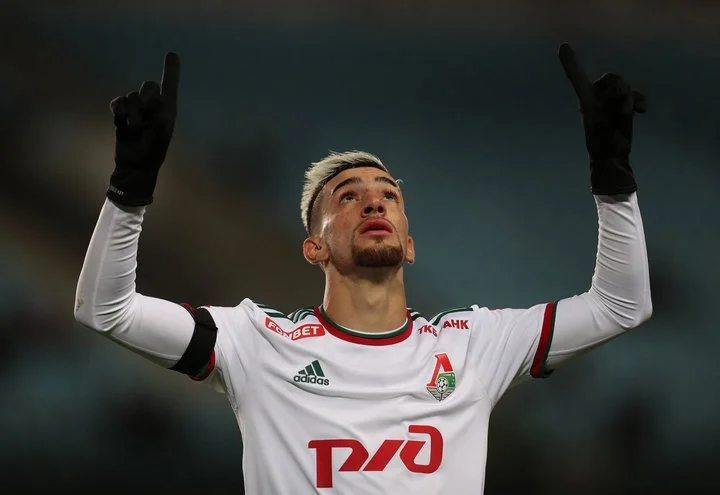 Педриньо о причинах перехода в «Локо»: «Мне хотелось повысить уровень своей жизни и быть более раскрепощенным в денежном плане» Педриньо о причинах перехода в «Локо»: «Мне хотелось повысить уровень своей жизни и быть более раскрепощенным в денежном плане»