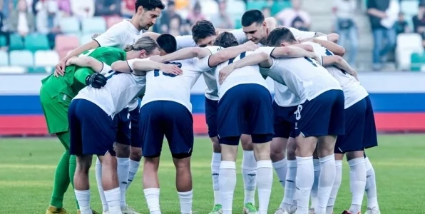 Бузникин: матч с Брунеем - история про антураж, а не про спортивное состязание Бузникин: матч с Брунеем - история про антураж, а не про спортивное состязание