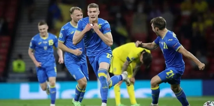 Победный гол на 121-й минуте, удаления и травмы. «Смертельная битва» Украины и Швеции Победный гол на 121-й минуте, удаления и травмы. «Смертельная битва» Украины и Швеции