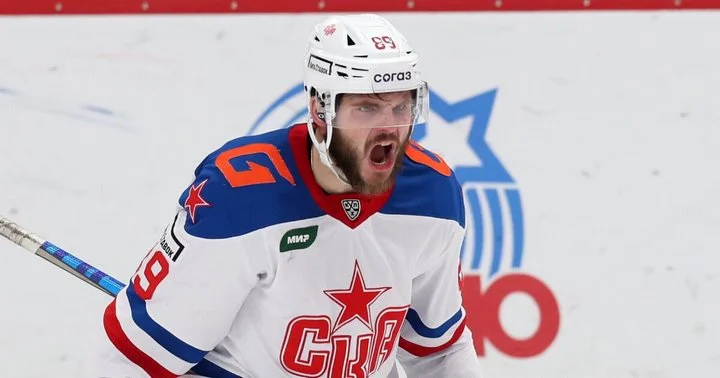 Валерий Каменский: «Гальченюк стопроцентно принесет пользу «Амуру». Молодые ребята в Хабаровске будут учиться у него» Валерий Каменский: «Гальченюк стопроцентно принесет пользу «Амуру». Молодые ребята в Хабаровске будут учиться у него»