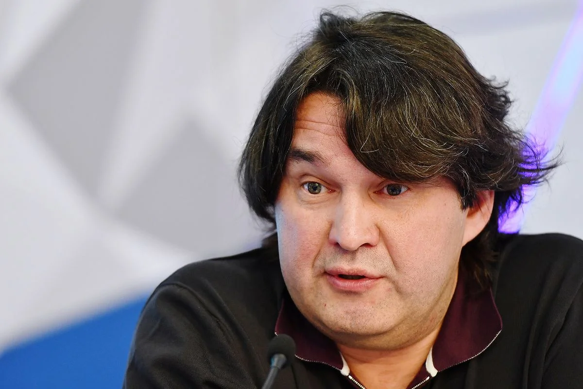 Газизов: Я подумаю, стоит ли подавать протест на решение комитета по этике РФС Газизов: Я подумаю, стоит ли подавать протест на решение комитета по этике РФС