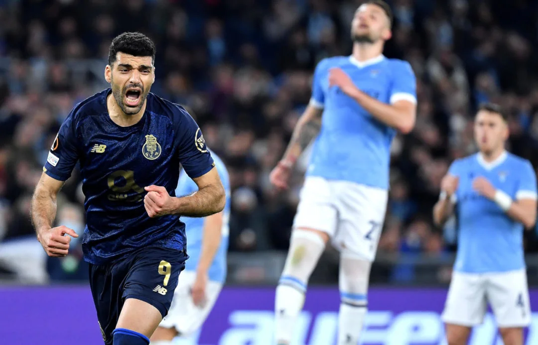 «Порту» сыграл вничью с «Лацио», но все равно вышел в 1/8 финала Лиги Европы «Порту» сыграл вничью с «Лацио», но все равно вышел в 1/8 финала Лиги Европы