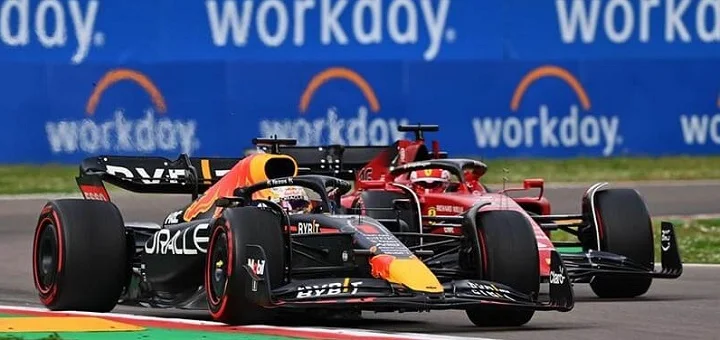 Ферстаппен победил на Гран-при Имолы. Леклер выпал из тройки на последних кругах Ферстаппен победил на Гран-при Имолы. Леклер выпал из тройки на последних кругах