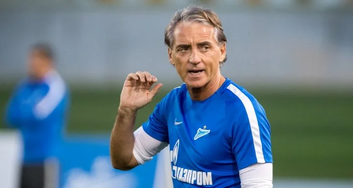 Олег Шатов о Манчини в «Зените»: «По нему можно было понять, что он хочет уйти отсюда. Поэтому откуда у команды могли быть результаты?» Олег Шатов о Манчини в «Зените»: «По нему можно было понять, что он хочет уйти отсюда. Поэтому откуда у команды могли быть результаты?»