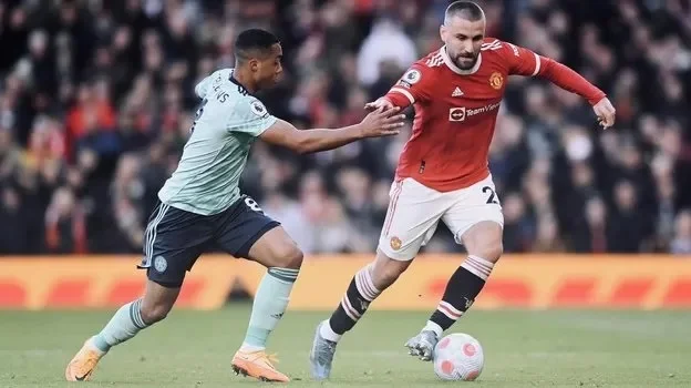 МЮ выиграл всего один раз за шесть последних встреч МЮ выиграл всего один раз за шесть последних встреч