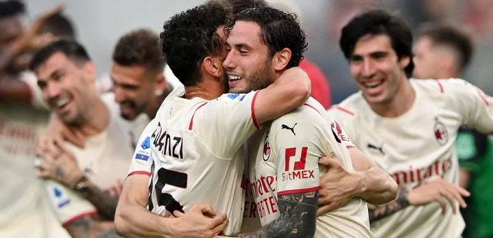 «Милан» стал чемпионом Италии впервые за 11 лет