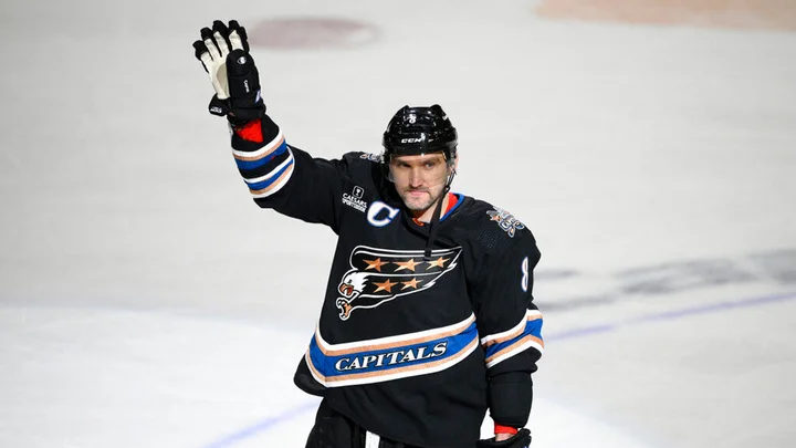 Александр Кожевников: «Овечкин до конца сезона тридцатку наберет точно» Александр Кожевников: «Овечкин до конца сезона тридцатку наберет точно»