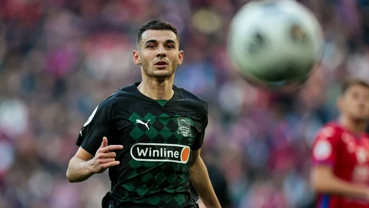 «Аякс» сделал официальный запрос в «Краснодар» насчет Эдуарда Сперцяна «Аякс» сделал официальный запрос в «Краснодар» насчет Эдуарда Сперцяна