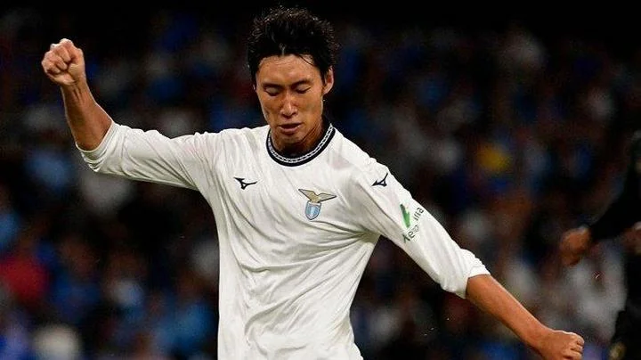 Японский хавбек «Лацио» Даити Камада может перейти в «Галатасарай» Японский хавбек «Лацио» Даити Камада может перейти в «Галатасарай»