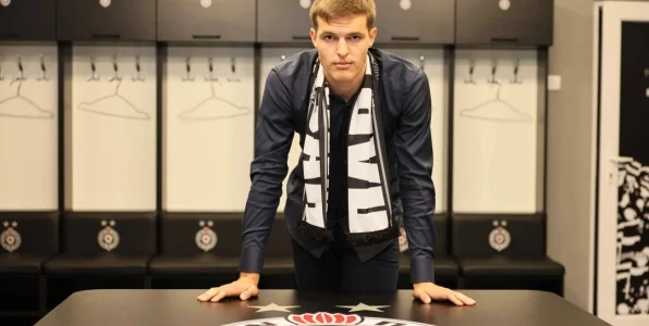 Агент Костича заявил, что видео с «Катюшей» опубликовано на фейковой странице футболиста Агент Костича заявил, что видео с «Катюшей» опубликовано на фейковой странице футболиста