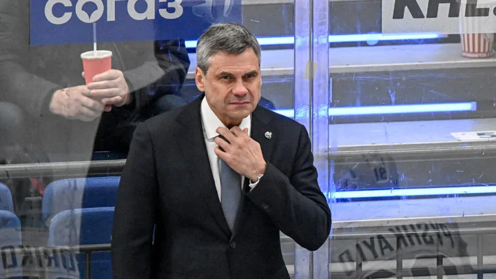 Дмитрий Квартальнов о 2:1 с «Нефтехимиком»: «В некоторых моментах не понравилась бессистемность, вальяжность команды» Дмитрий Квартальнов о 2:1 с «Нефтехимиком»: «В некоторых моментах не понравилась бессистемность, вальяжность команды»