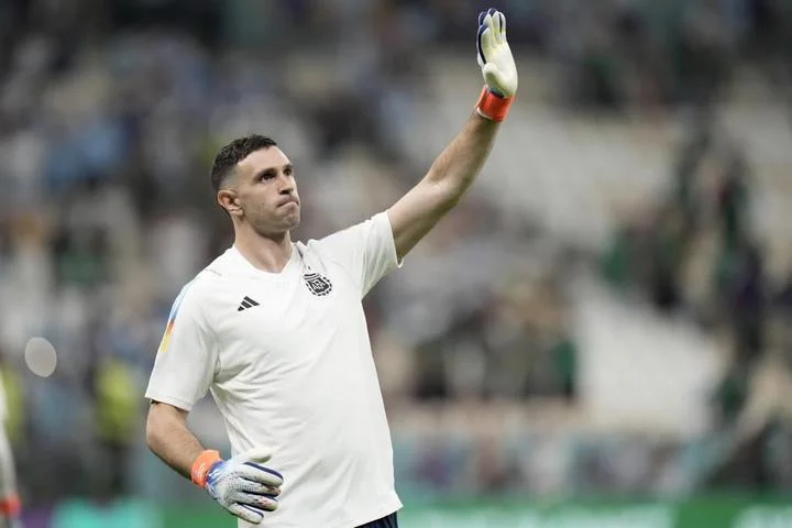 Вратарь Аргентины Эмилиано Мартинес: «Я много общался со своим психологом, потому что трудно принять то, что Саудовская Аравия пробила в створ два раза и забила два гола» Вратарь Аргентины Эмилиано Мартинес: «Я много общался со своим психологом, потому что трудно принять то, что Саудовская Аравия пробила в створ два раза и забила два гола»