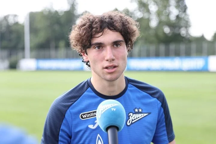 Андрей Аршавин: «Если Коваленко продолжит так же играть, то точно найдет себе место в «Зените» Андрей Аршавин: «Если Коваленко продолжит так же играть, то точно найдет себе место в «Зените»