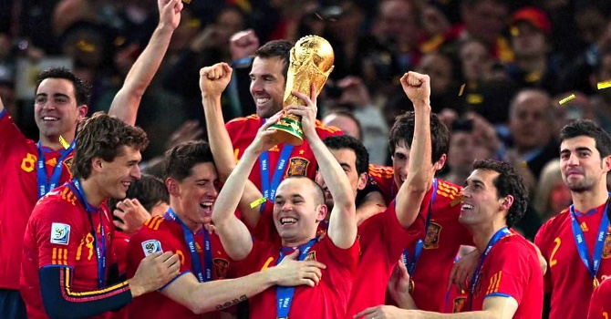 Букмекеры считают Испанию фаворитом матча с Италией.