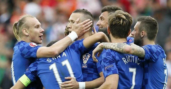 Прогнозы на футбол на 06.10.2017 | ВсеПроСпорт.ру Прогнозы на футбол на 06.10.2017 | ВсеПроСпорт.ру