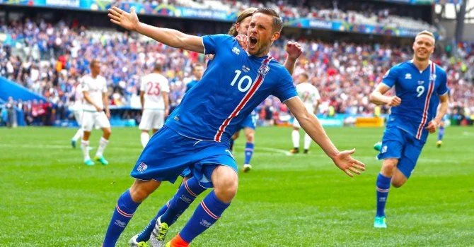 Исландия - Косово