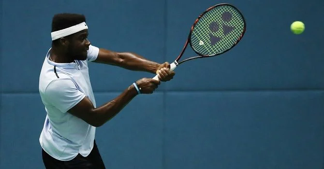 - Фрэнсис Тиафо - Фрэнсис Тиафо