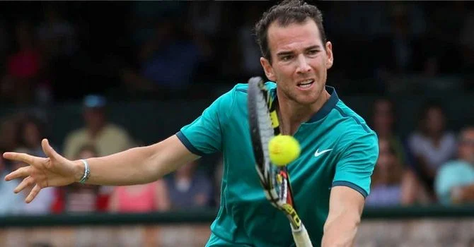 Адриан Маннарино - Адриан Маннарино -