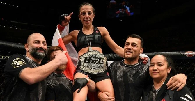 Йоанна Енджейчик - Роуз Намаюнас