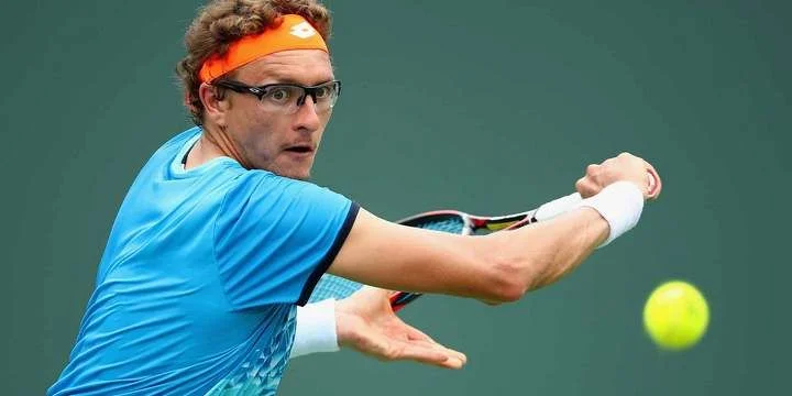 Денис Истомин - Виктор Троицки