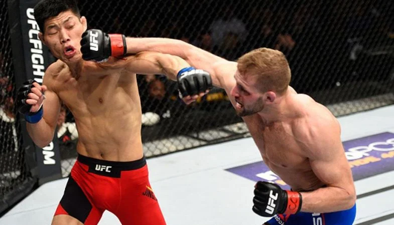 Джейк Мэттьюс - 