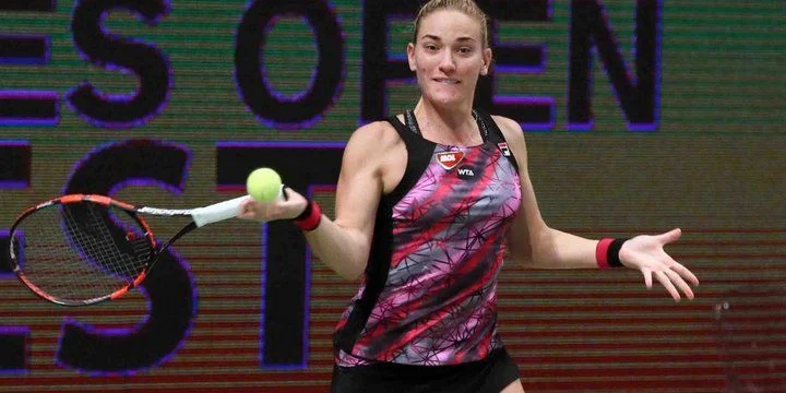 Тимеа Бабош - Мона Бартель