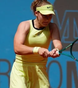 Фернандес – Андреева: кто выйдет вперед в очных встречах?