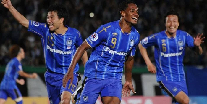 Гамба Осака - Чианграй Юн