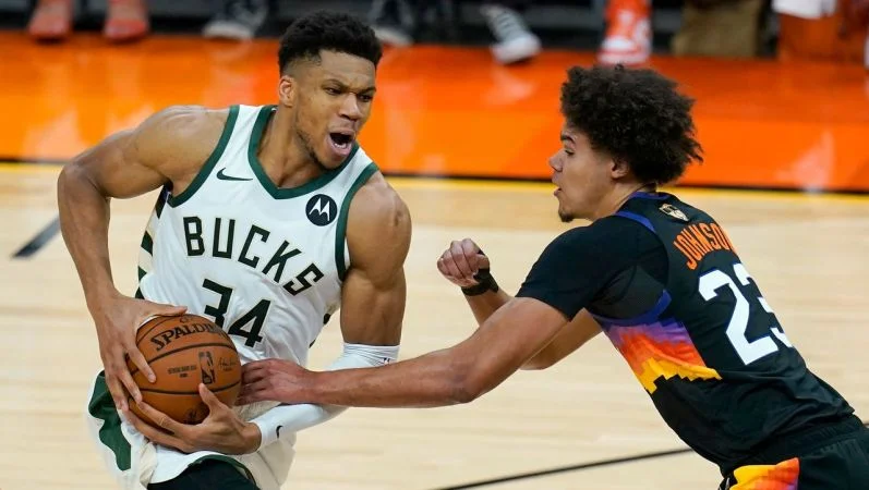 Милуоки - Финикс