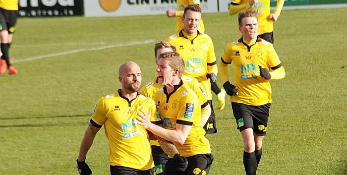 Лейкнир Р - Акранес