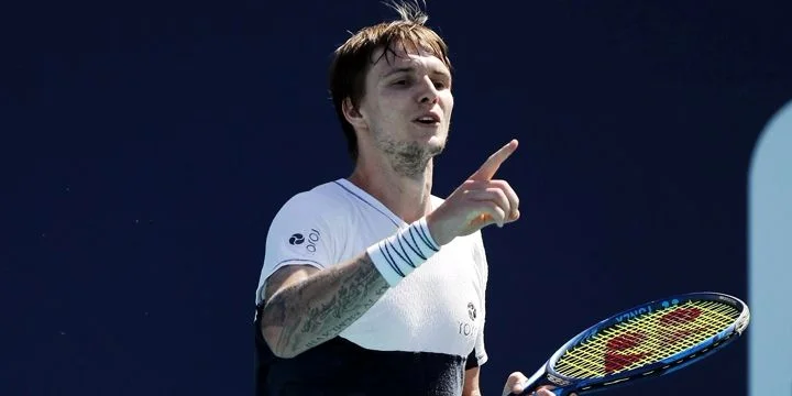 Александр Бублик - Иво Карлович