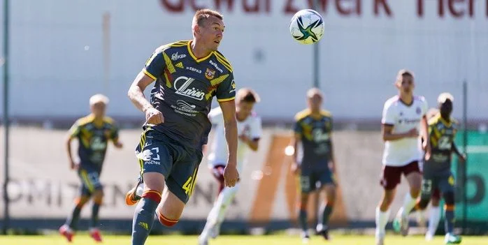 Арсенал - Виктория Плзень