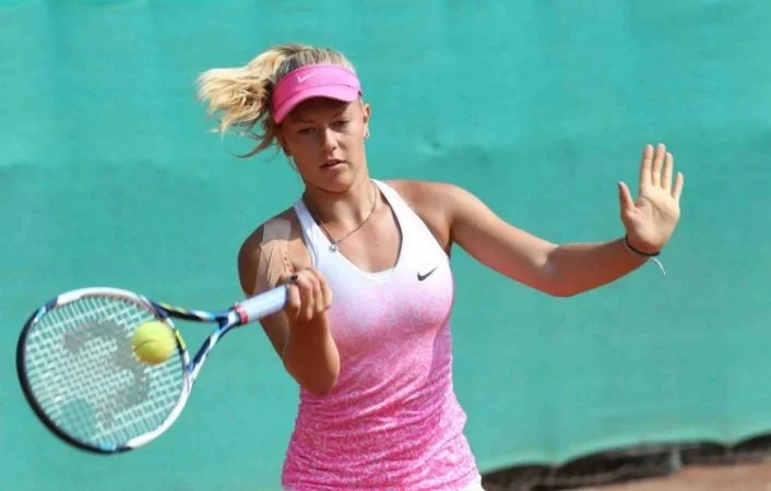 Юлия Путинцева - Далма Галфи