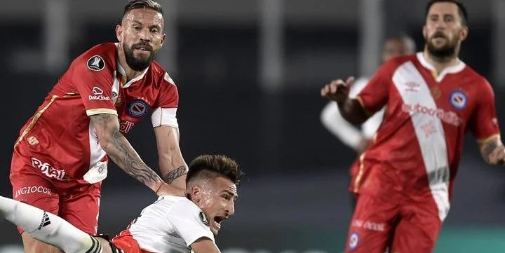 Индепендьенте - Аргентинос Хуниорс