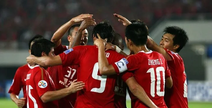 Циндао - Гуанчжоу Эвергранд Циндао - Гуанчжоу Эвергранд