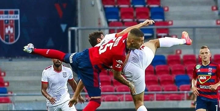 Арарат - Шленск Вроцлав