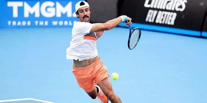 Джордан Томпсон - Брендон Накашима