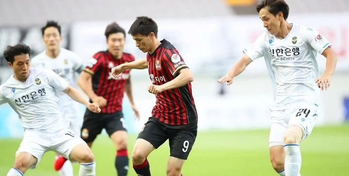 Пхохан Стилерс - Сеул Пхохан Стилерс - Сеул