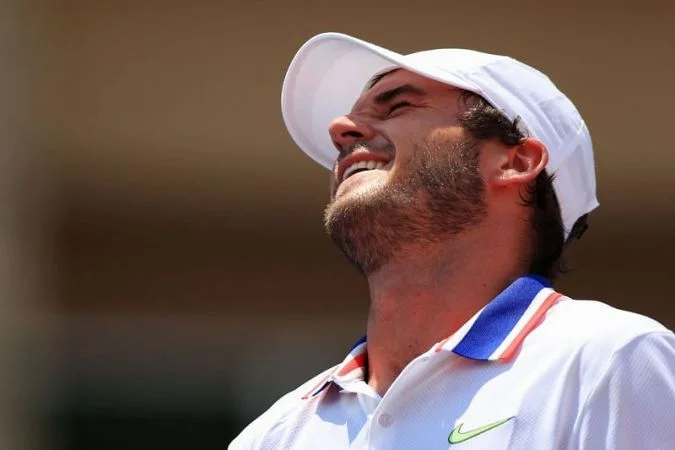 Аслан Карацев - Томми Пол