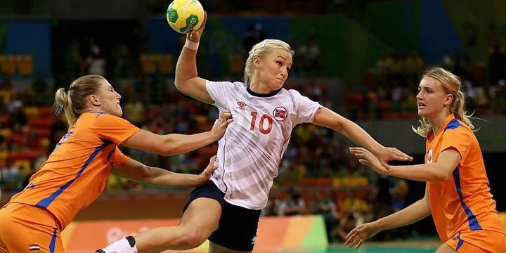 Нидерланды - Япония Нидерланды - Япония