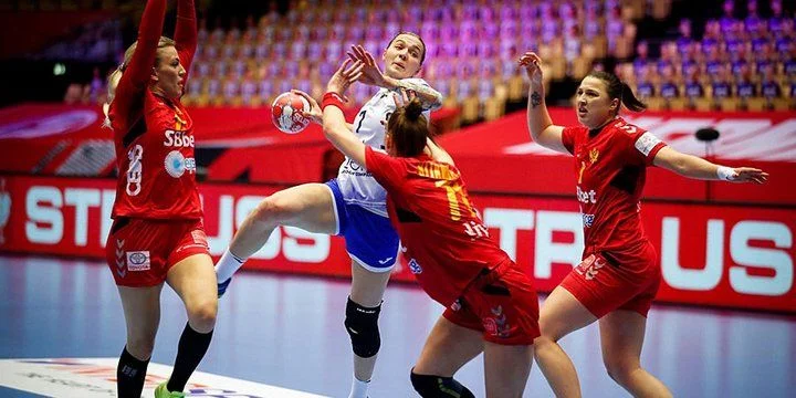 Черногория - Ангола Черногория - Ангола