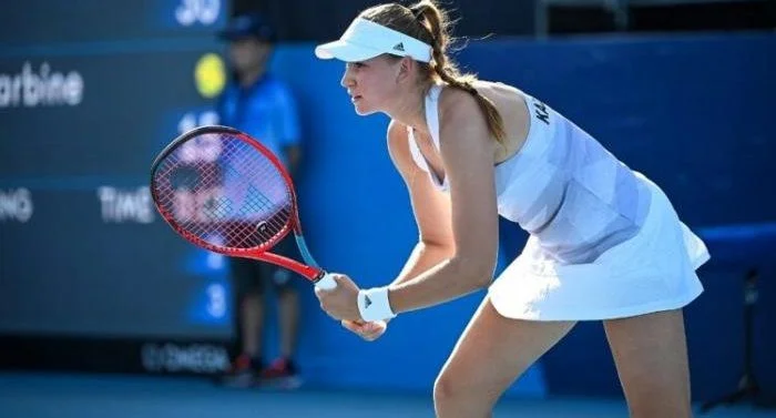 Белинда Бенчич - Елена Рыбакина Белинда Бенчич - Елена Рыбакина