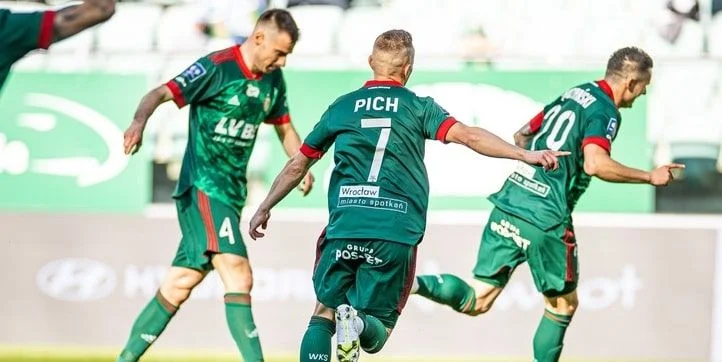 Шленск Вроцлав - Арарат